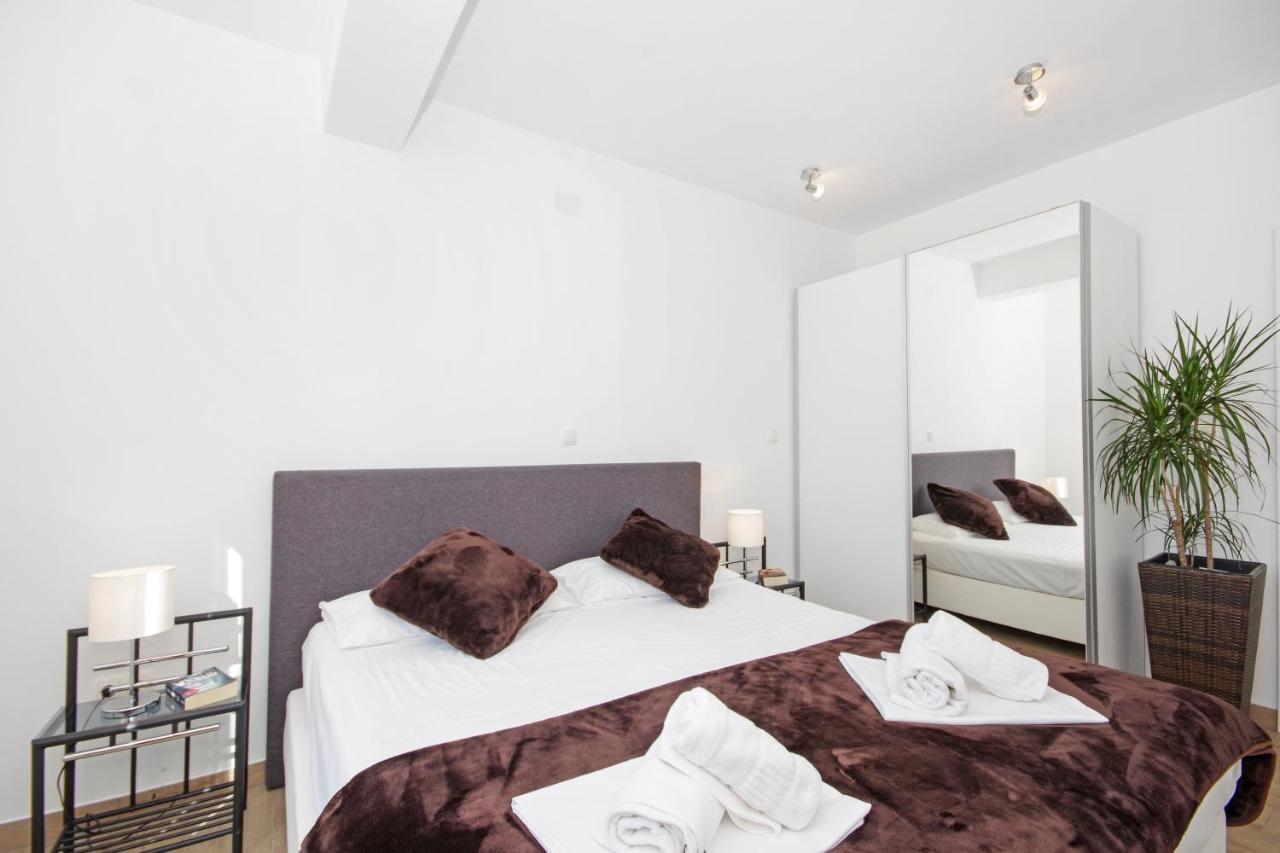 Apartment Laura Привлака Экстерьер фото