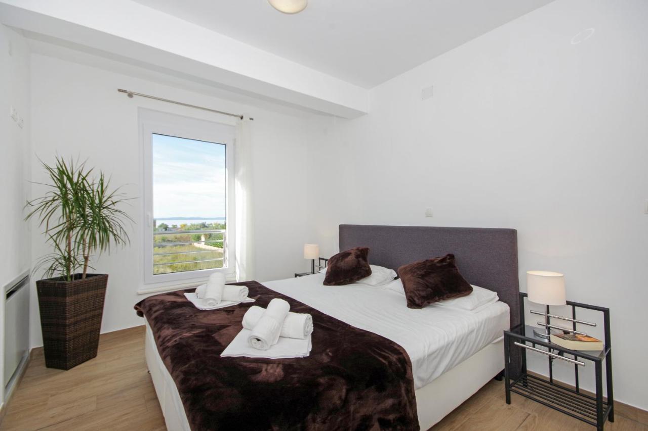 Apartment Laura Привлака Экстерьер фото